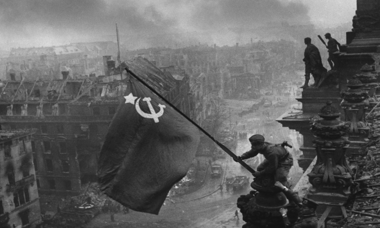 Příspěvek k 79. výročí kapitulace Hitlerova Německa a 80. výročí obnovy polského lidu v červenci 1944